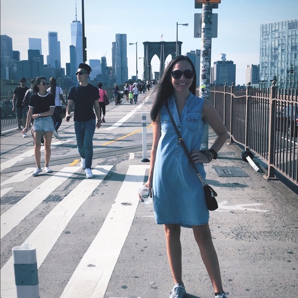 Meet your Posher, Paige Danielle - Picture 3 of 9